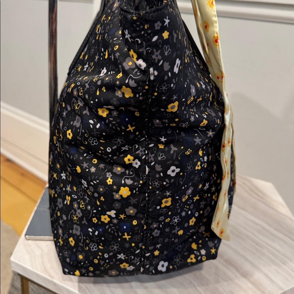Marc Jacobs Bag Wingman Black Yellow Floral Nylon Tote EUC - Picture 7 of 17